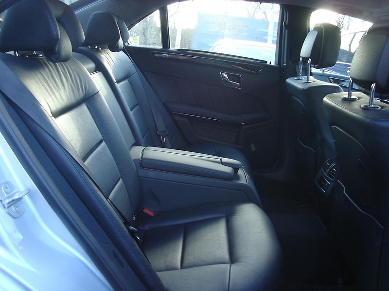 Mercedes-Benz Třídy E (2008) E 500,1.Maj. v ČR,Servisní k. - fotka 37 z 74