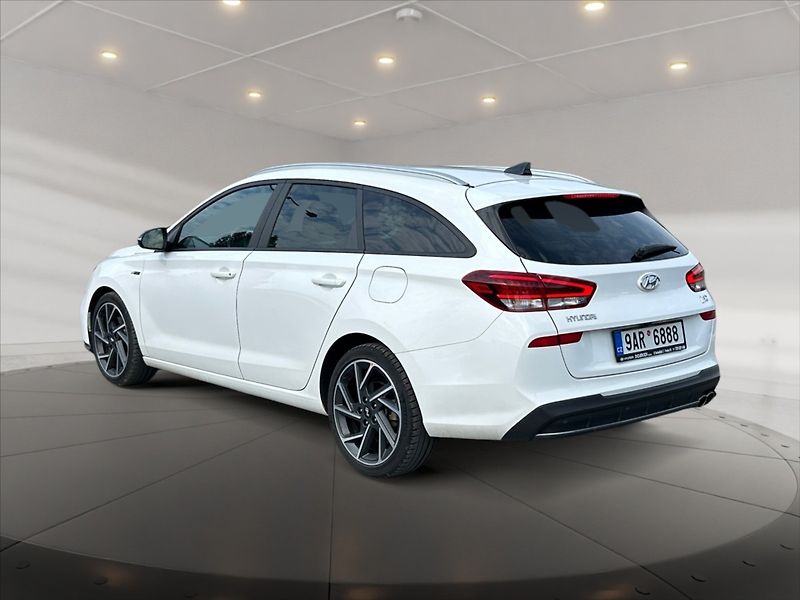 Hyundai i30 1,5 T-GDI N Line - fotka 4 z 11