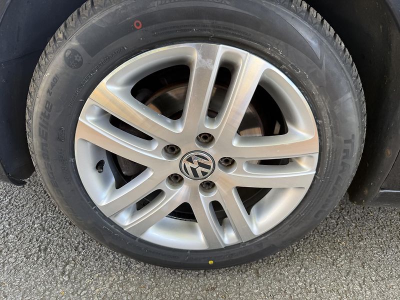 Volkswagen Golf Plus 1,2TSI STYLE 77kW  - fotka 28 z 29