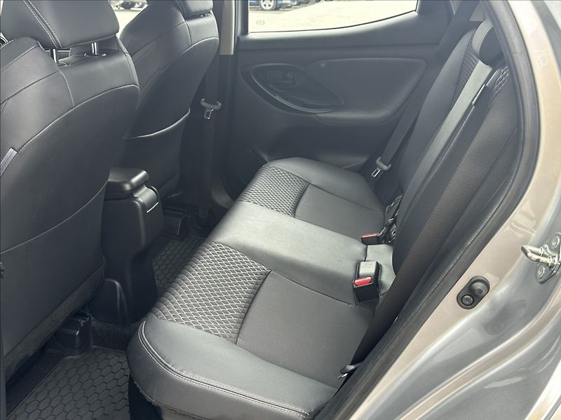 Mazda 2 Hybrid 1,5 116PS  Agile Comfort A/T - fotka 14 z 55