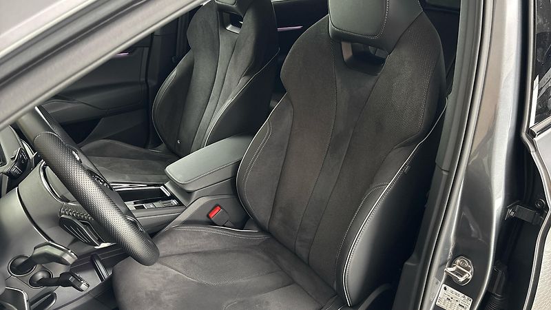 Škoda Enyaq 62 kWh AUT 60 Sportline - fotka 15 z 33