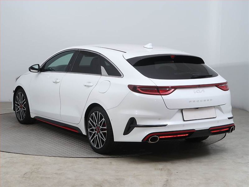 Kia Pro_Ceed (2024) GT 1.6 T-GDI - fotka 4 z 12