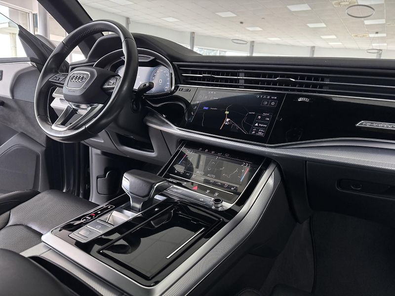 Audi Q8 50TDI Quattro*S-LINE*REZERVACE - fotka 13 z 42