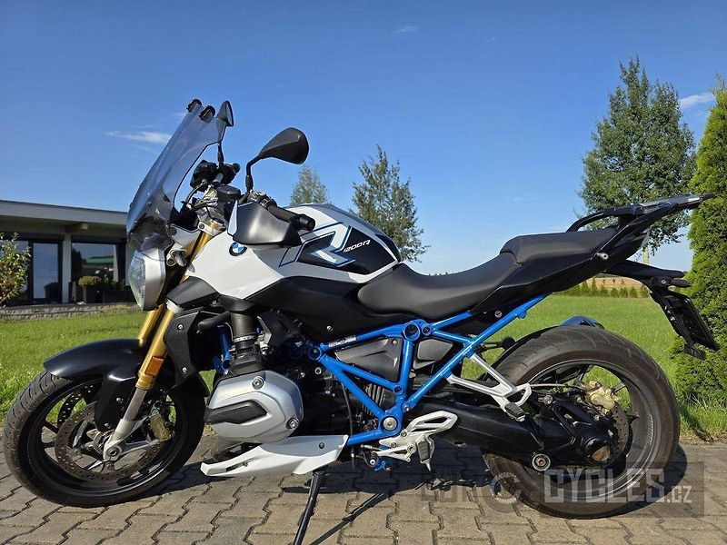 BMW R 1200 R (2021) - fotka 12 z 18