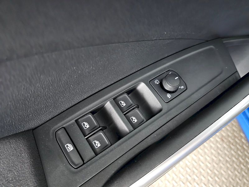 Škoda Fabia (2025) 1.0TSI 70KW TOP SELECTION - fotka 22 z 27