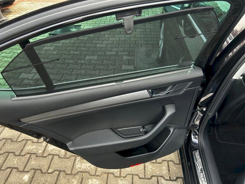 Škoda Superb (2018) 1.5 TSI 110kW ACT DSG Style+ - fotka 27 z 35