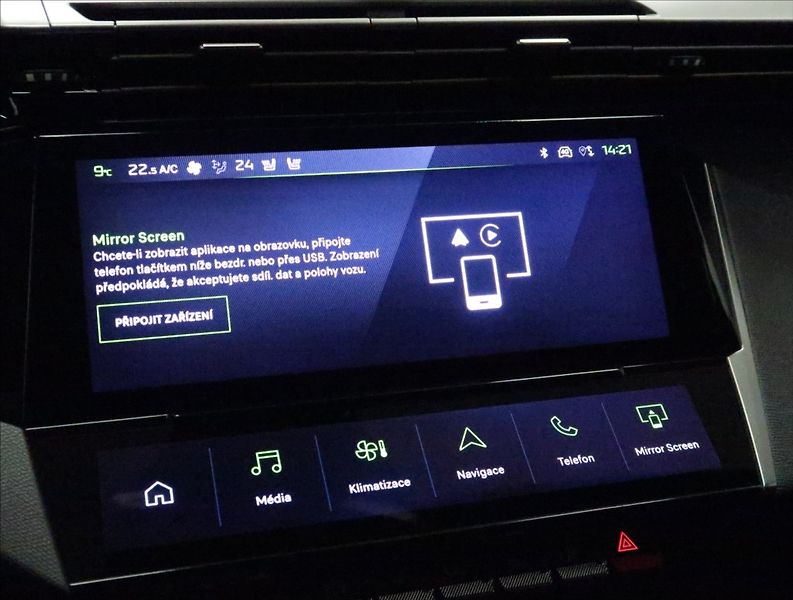 Peugeot 308 1,2 PT ALLURE NAVI KAMERA ČR - fotka 22 z 47