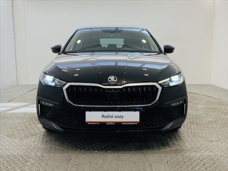 Škoda Scala 1,0 TSI 85kW Top Selection - fotka 4 z 28