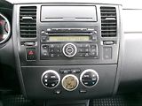 Nissan Tiida (2009) 1,6 16V AC ALU HF BT - náhled 15
