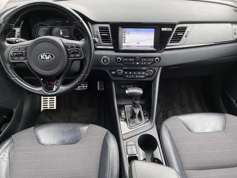 Kia Niro (2017) 1.6 GDI HEV DCT - fotka 5 z 38