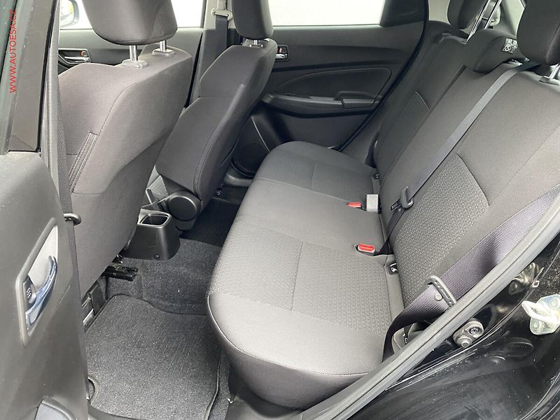 Suzuki Swift (2021) 1.2i Hybrid, Elegance - fotka 10 z 19