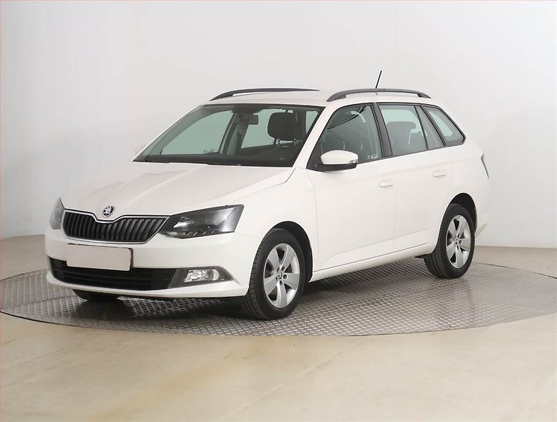 Škoda Fabia (2016) 1.4 TDI, Serv.kniha, Tempomat - fotka 2 z 16