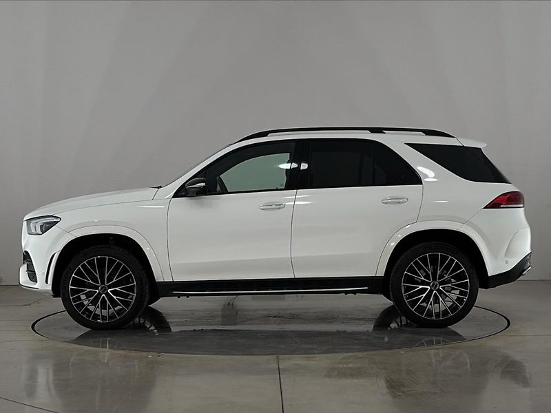 Mercedes-Benz GLE 400d 4MATIC - fotka 3 z 31