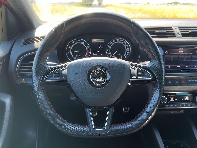 Škoda Fabia 1,0 TSI 81kW CZ Monte Carlo - fotka 19 z 36