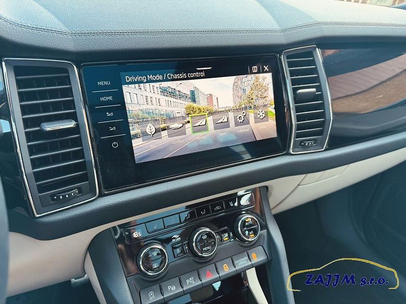 Škoda Kodiaq L&K 2.0TSi 140kw 4x4 + Webasto - fotka 24 z 50