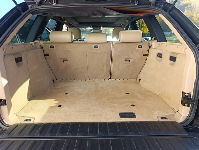 BMW X5 3,0 d 4x4 Automat Kůže Tažné - fotka 9 z 35