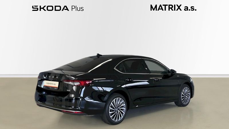 Škoda Superb (2025) Laurin&Klement 2.0TSI 195kW DS - fotka 2 z 36