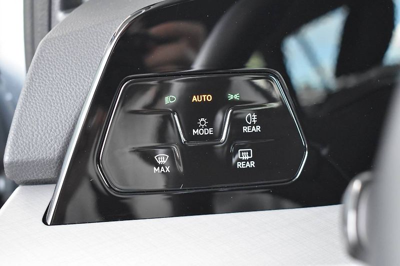 Volkswagen Golf Variant (2024) 1.5TSI 85kW CZ,1.Majitel - fotka 12 z 24
