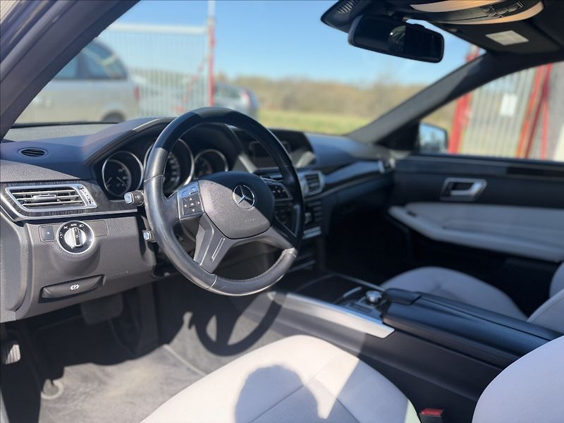 Mercedes-Benz Třídy E 250CDI 4-MATIC NOVÉ V ČR - fotka 10 z 35