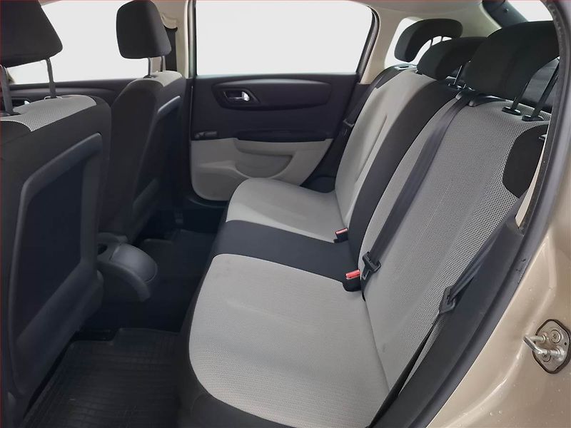 Citroën C4 (2007) 1.6 16V, Serv.kniha, nová STK - fotka 10 z 15