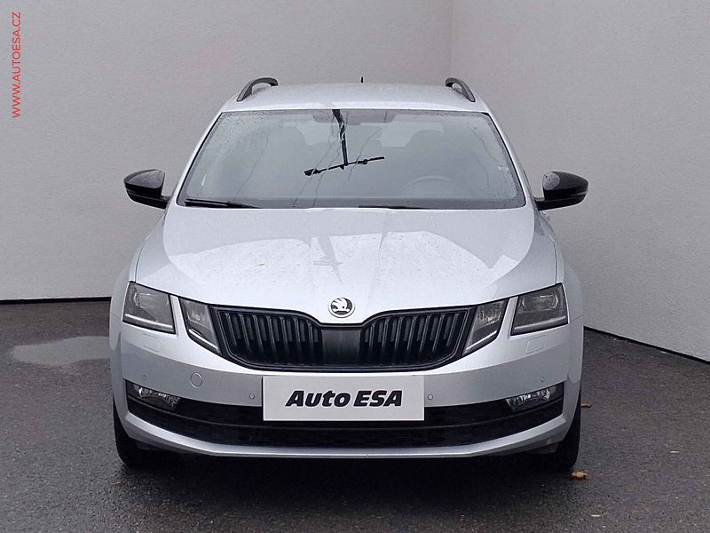 Škoda Octavia (2019) 1.6TDi, 2.maj,ČR, LED, autoAC - fotka 2 z 18