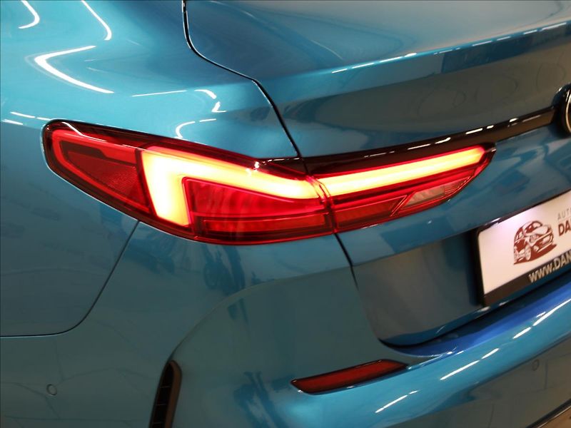 BMW Řada 2 1,5 218i Gran Coupe M Sport - fotka 35 z 37