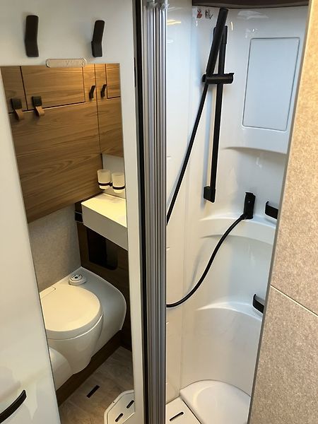 Hymer (2025) ML-T 580 4x4 sk.B Premium - fotka 16 z 23
