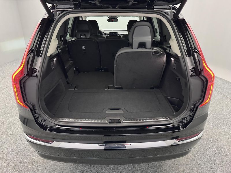 Volvo XC90 (2026) T8 AWD Plug-in BRIGHT PLUS 7m - fotka 24 z 25