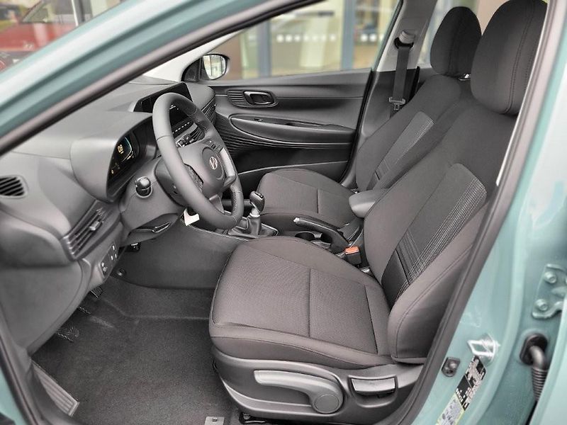 Hyundai i20 (2025)  1,0 TGDI 66kW GO  - fotka 11 z 27
