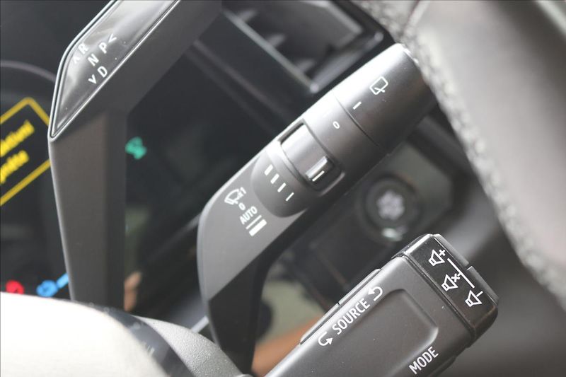 Renault Austral 1,2 e-HYBRID, TAŽNÉ - fotka 21 z 49