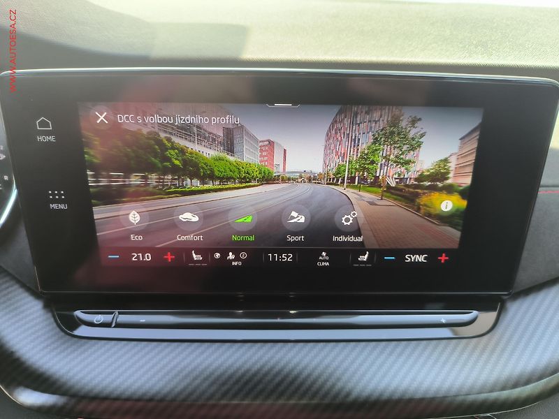 Škoda Octavia (2022) 2.0 TSi, RS, panor, Webasto - fotka 17 z 34