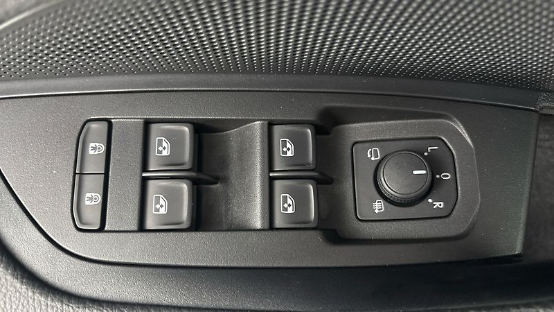 Škoda Kodiaq 2.0 TDI DSG 4x4 Exclusive Sele - fotka 25 z 34