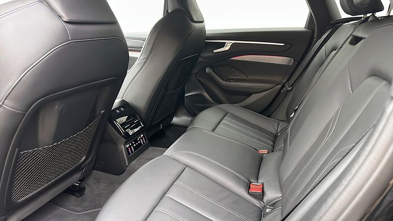 Audi A6 TDI q S-Line Tech+ NezT 360 Ma - fotka 11 z 23