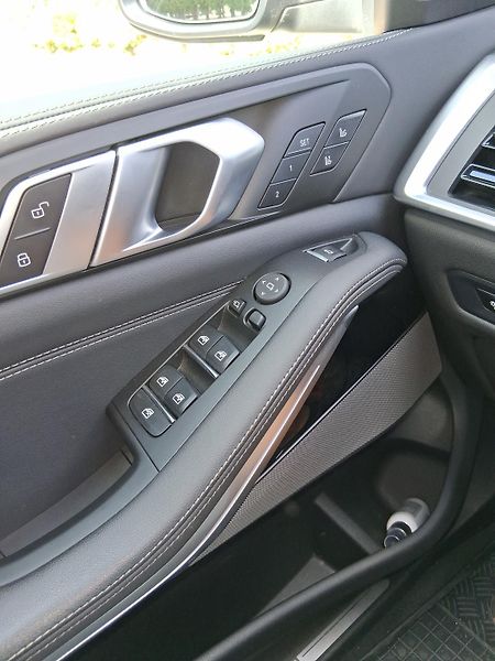 BMW X5 (2024) Tovarni záruka ,  - fotka 16 z 16