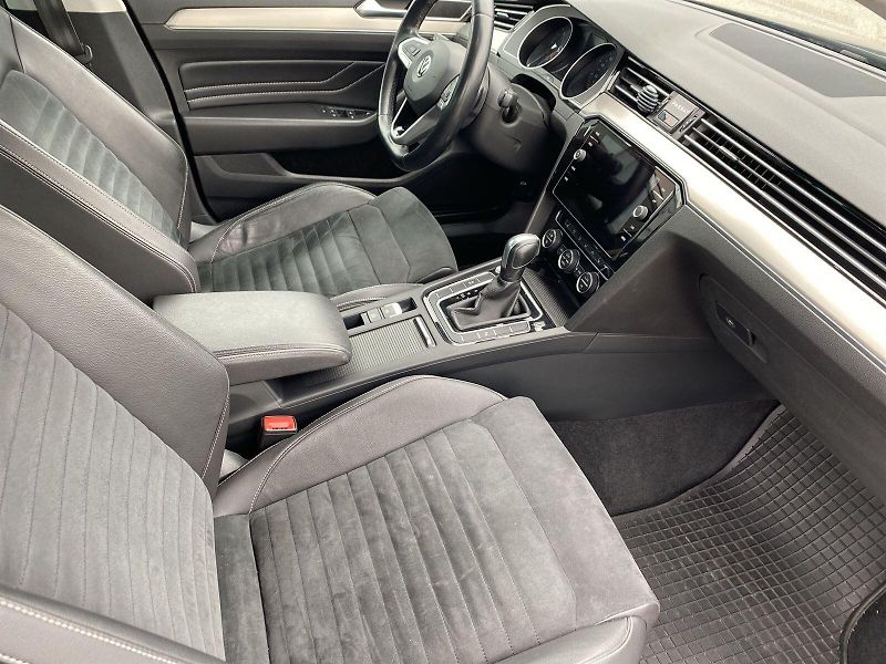 Volkswagen Passat (2019) 2.0 TDI DSG - fotka 10 z 34