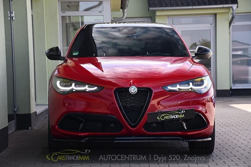 Alfa Romeo Stelvio 2.0T Q4 206KW TRIBUTO ITALIANO - fotka 8 z 50