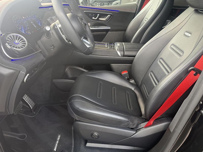 Mercedes-Benz EQE (2023) EQE 43 AMG 4MATIC SUV - fotka 47 z 54