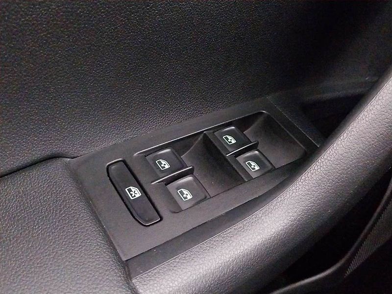 Škoda Octavia (2018) Scout 2.0 TDI, 4X4, Automat - fotka 20 z 23
