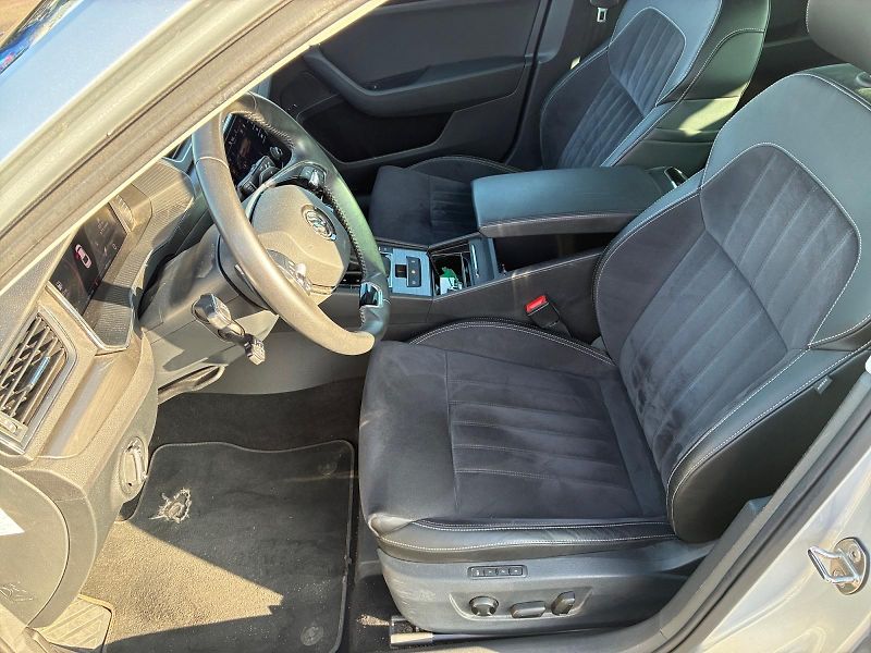 Škoda Superb (2022) STYLE 2.0TSI 140kW DSG TAŽNÉ  - fotka 7 z 11