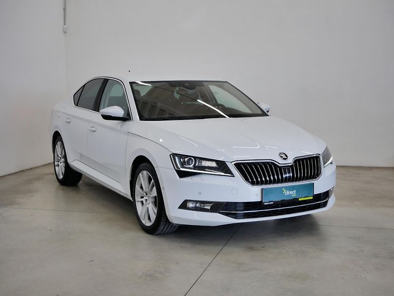 Škoda Superb - fotka 8 z 29