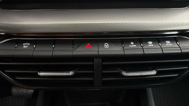 Škoda Octavia 2.0 TDI DSG Ambition - fotka 13 z 24