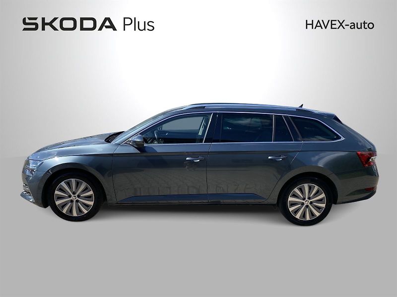 Škoda Superb (2021) Combi 1.4 TSI iV DSG Style - fotka 3 z 36
