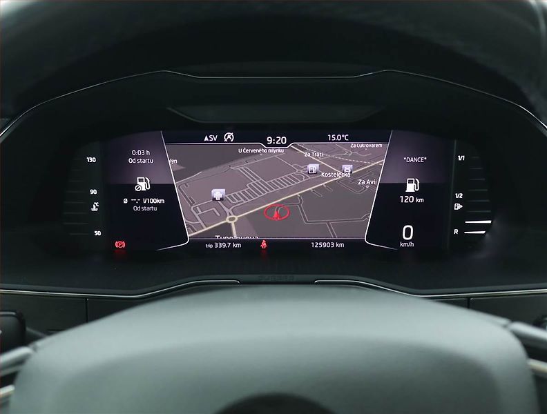 Škoda Superb (2019) 1.5 TSI - fotka 11 z 19