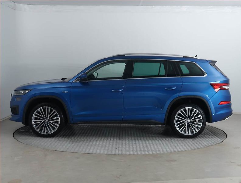 Škoda Kodiaq (2023) 2.0 TSI - fotka 3 z 23