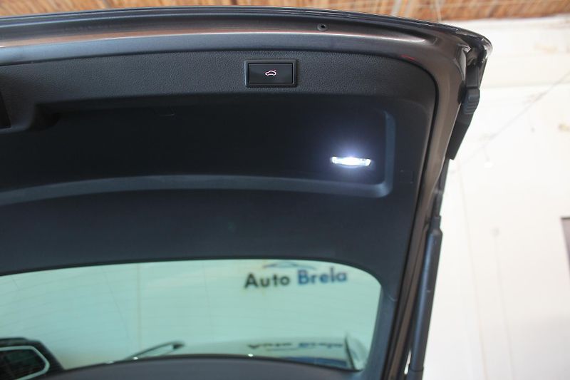 Škoda Superb (2023) 2.0TDI DSG Matrix Display - fotka 21 z 35
