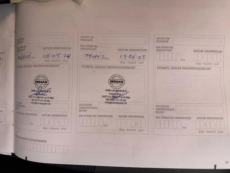 Nissan Leaf 110kW 40kWh Tekna LED 1Maj DPH - fotka 11 z 12