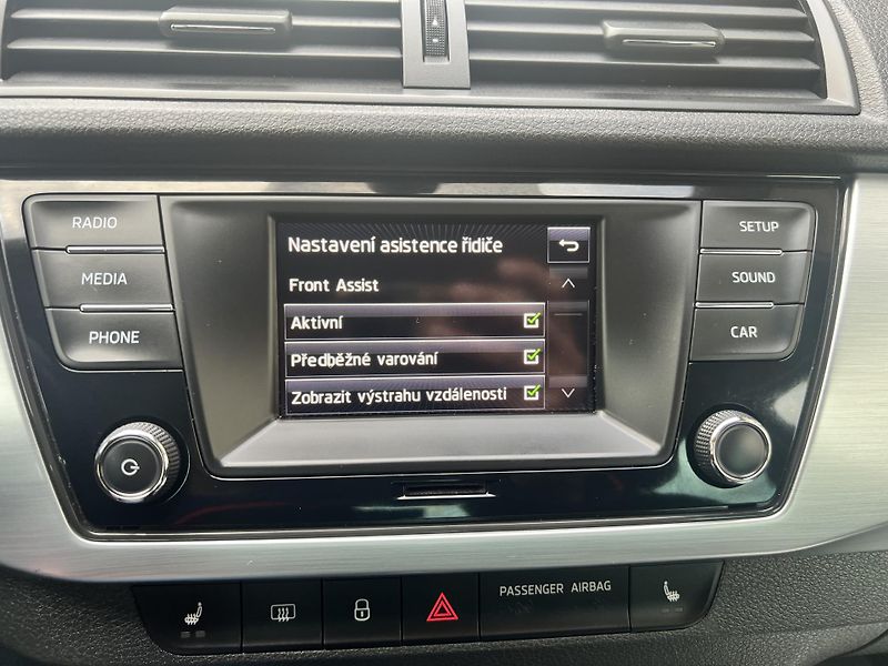 Škoda Fabia 1.4TDI 66KW,DSG,FRONT ASSIST - fotka 44 z 46