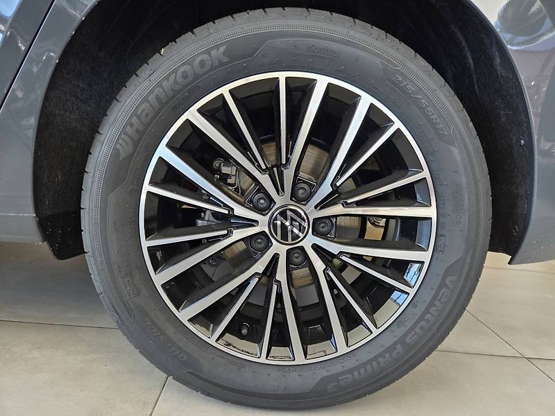 Volkswagen Touran (2026) 1.5 TSI DSG 7míst PEOPLE - fotka 33 z 34