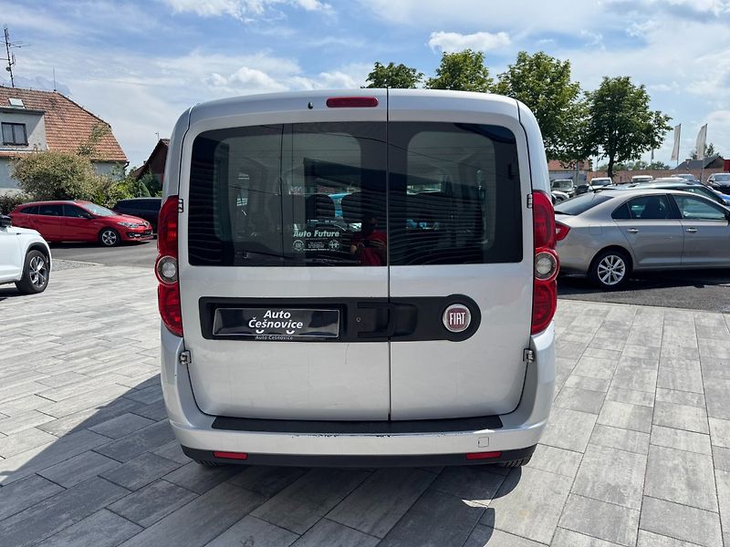 Fiat Dobló (2011) 1.3 JTD 66kW - fotka 6 z 25