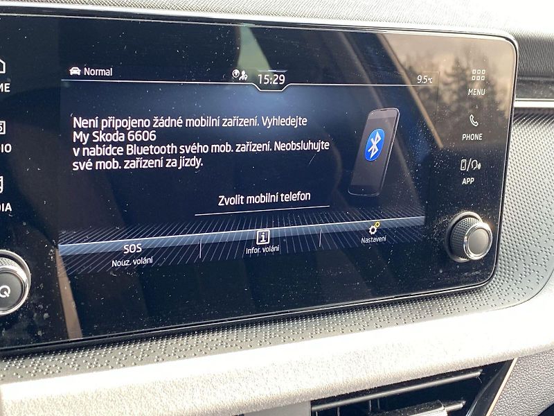 Škoda Kamiq (2024) 1.0 TSI Top Selection - fotka 17 z 34